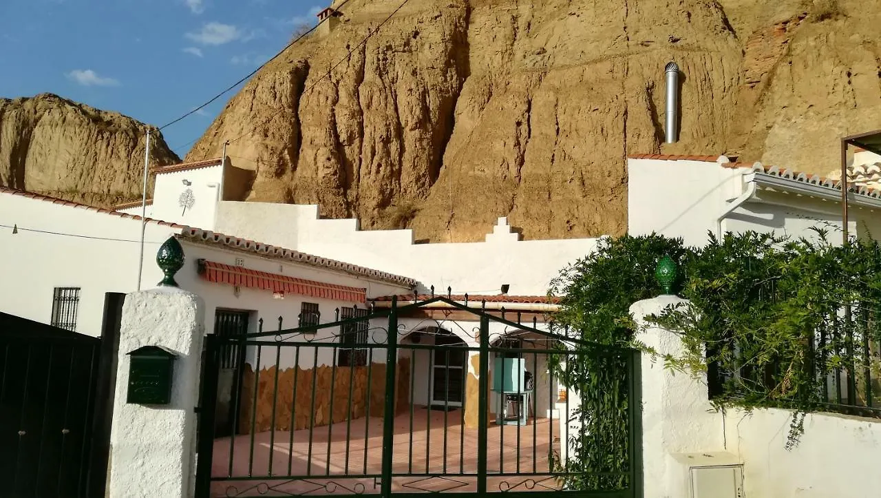 Campsite Casa Cueva El Algarrobo Hotel Guadix